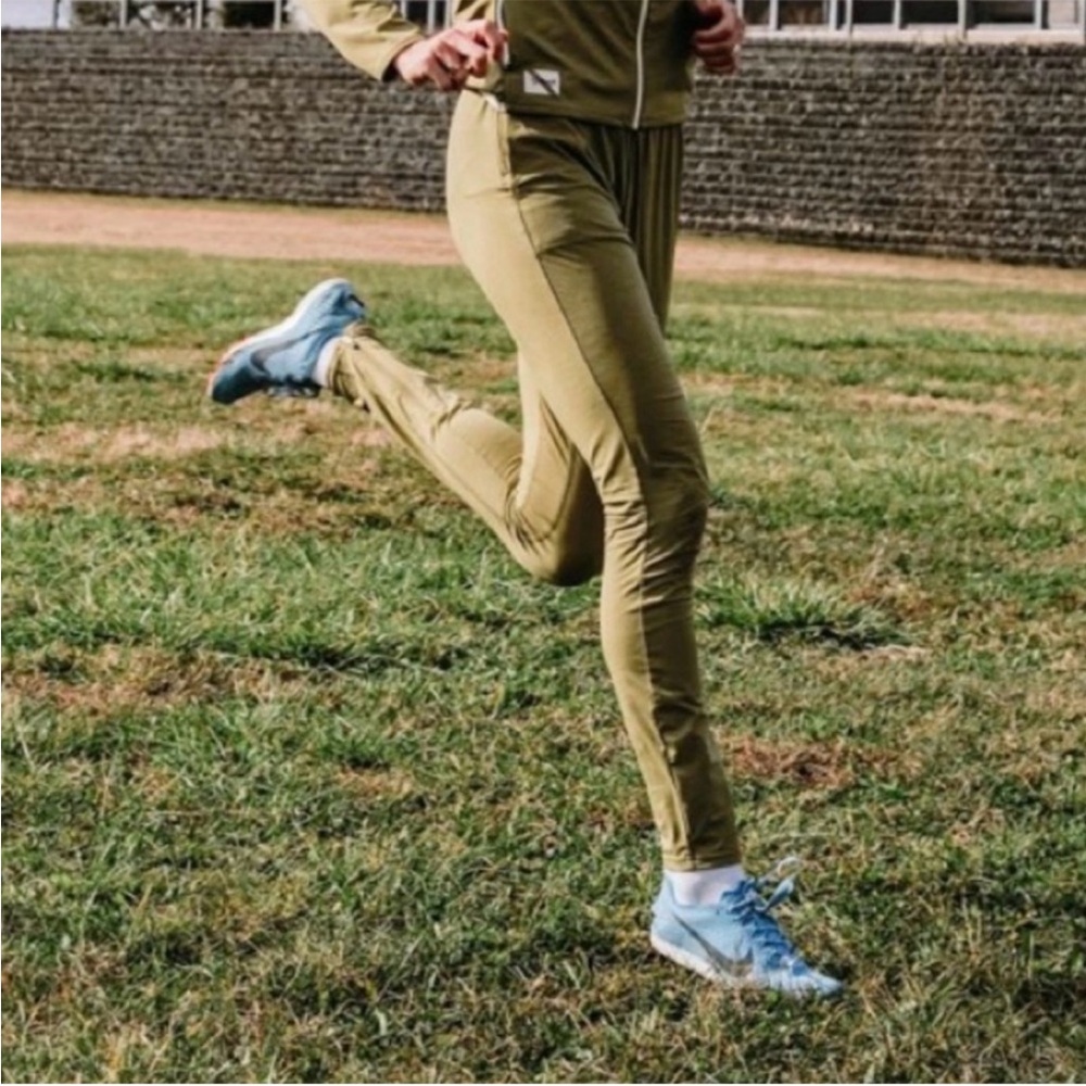 Tracksmith Session Pants In Avocado